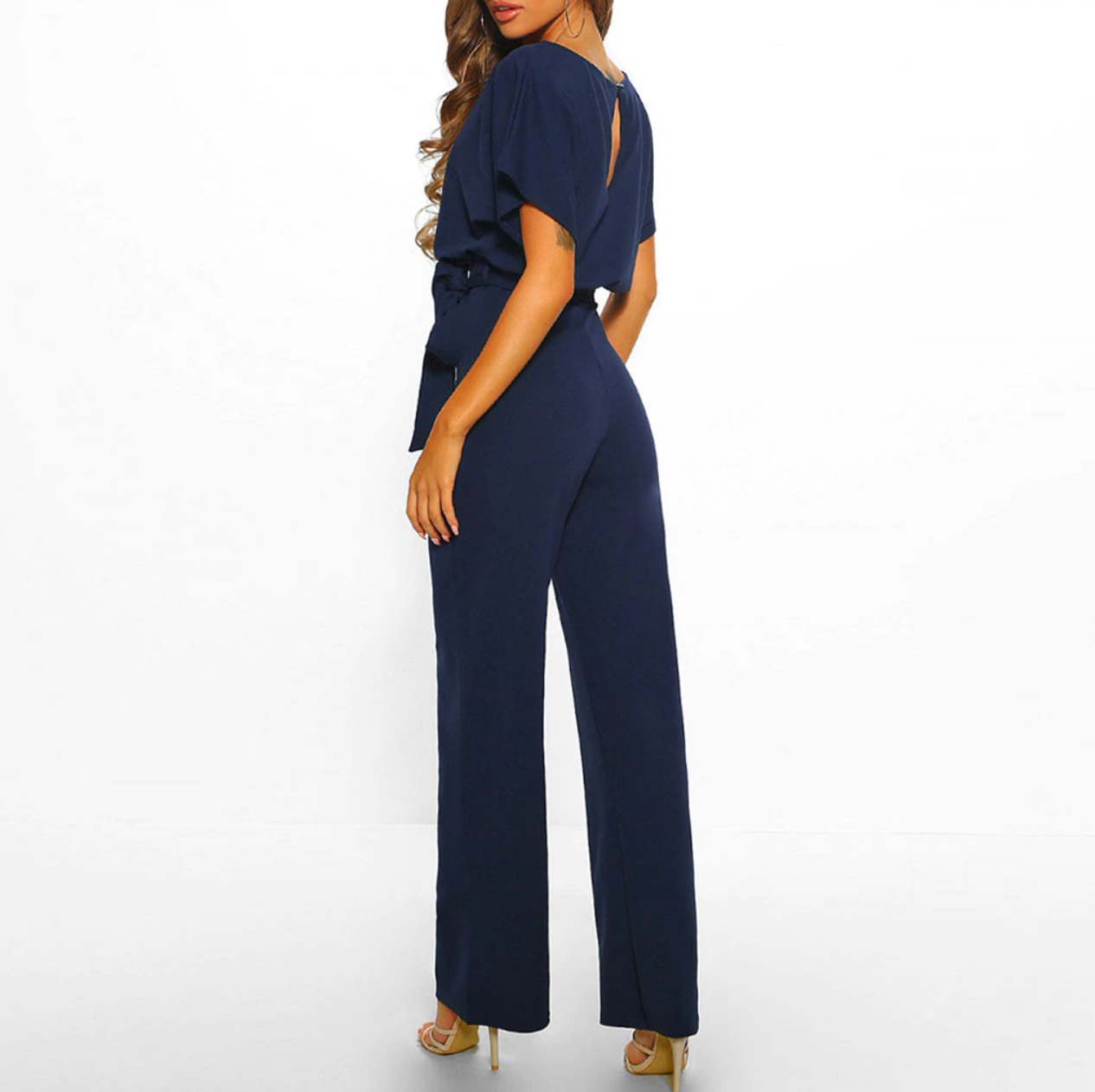 Anna Stilvoller Damen-Jumpsuit mit Gürtel für Eleganz und Komfort