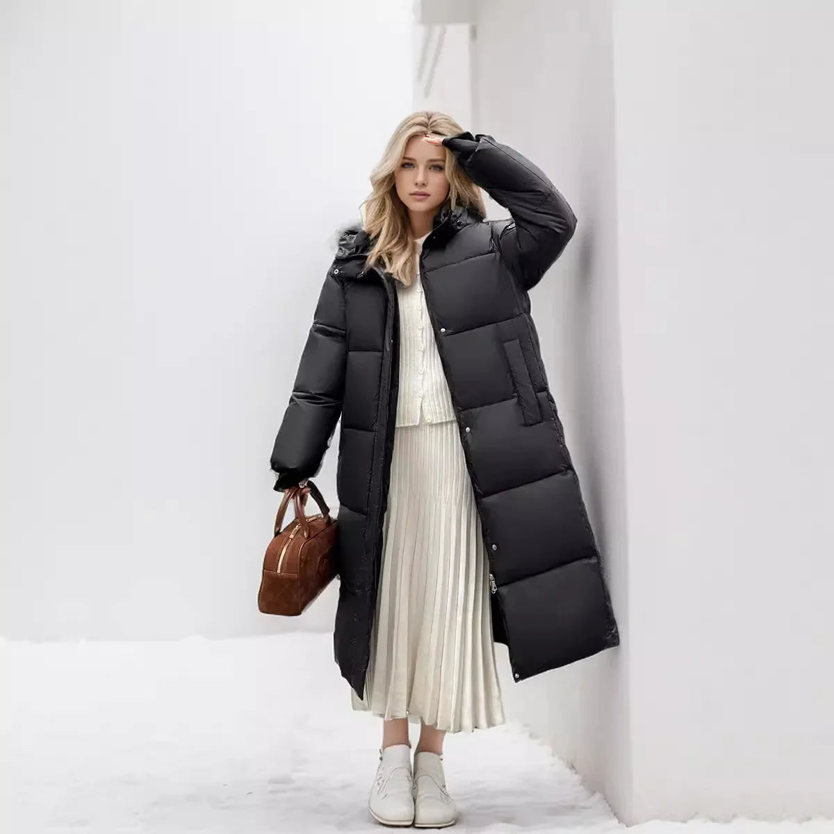 Amada® Damen Langer Winter Daunenmantel  mit Kapuze